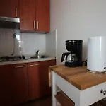 Nikola 公寓 *