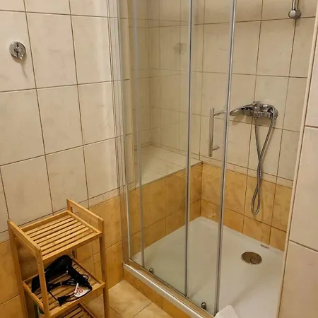 Nikola Apartamento *
