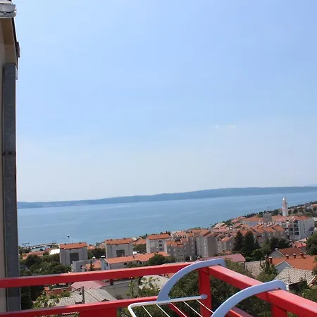 Nikola Apartment